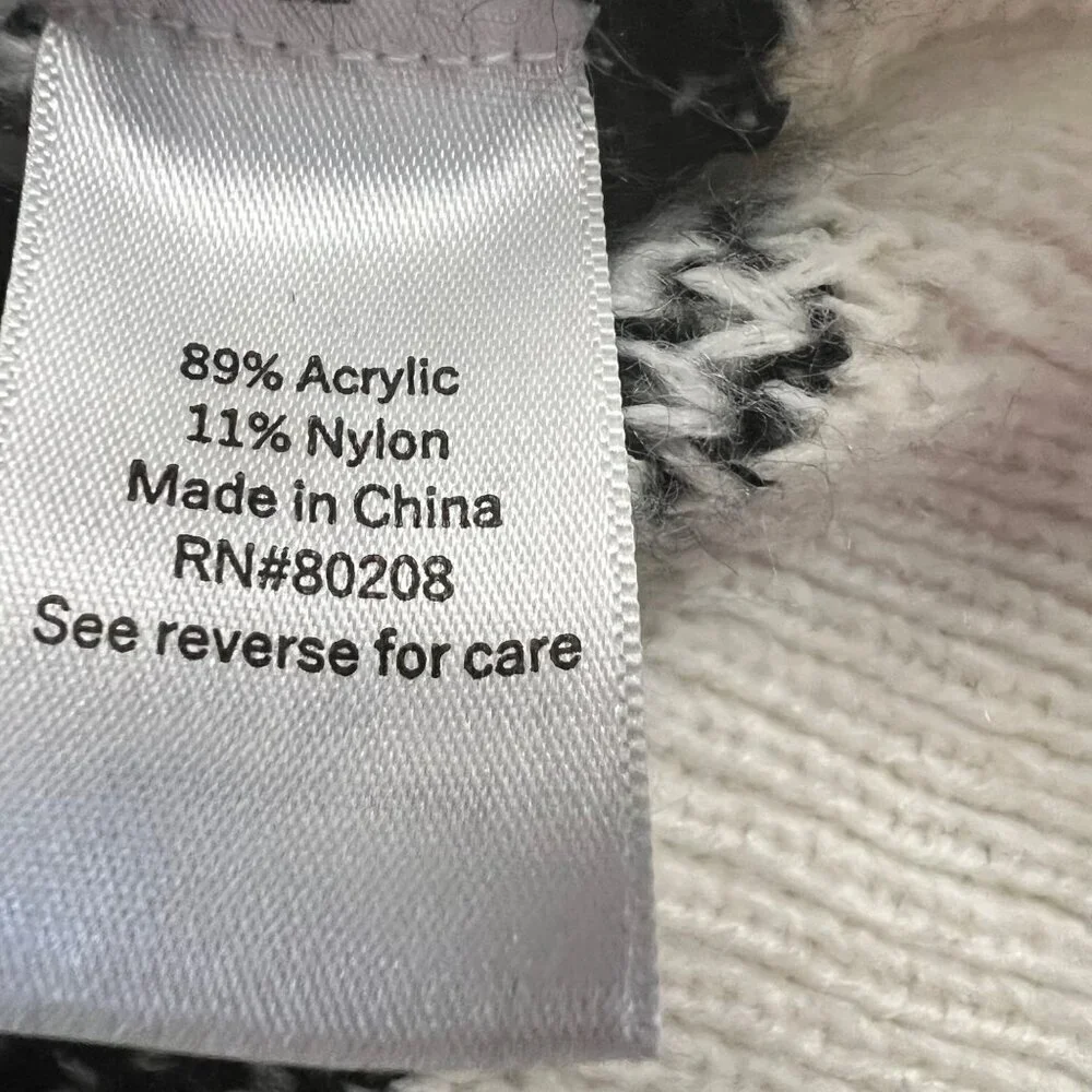 Yummy Women's Zebra Print Knit Turtleneck Sweater Black/Ivory Size Large